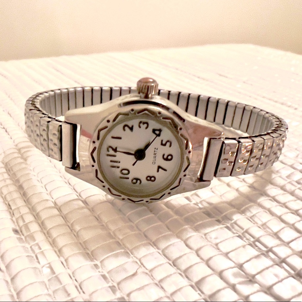 Vintage Silver tone watch